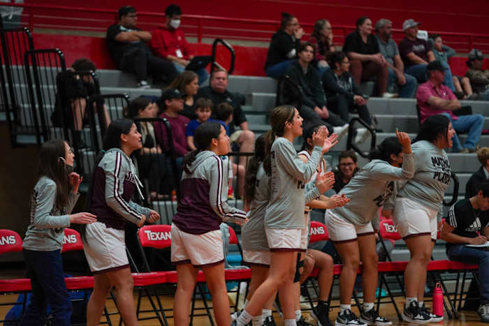 mathis-london-girls-basketball-playoffs00072